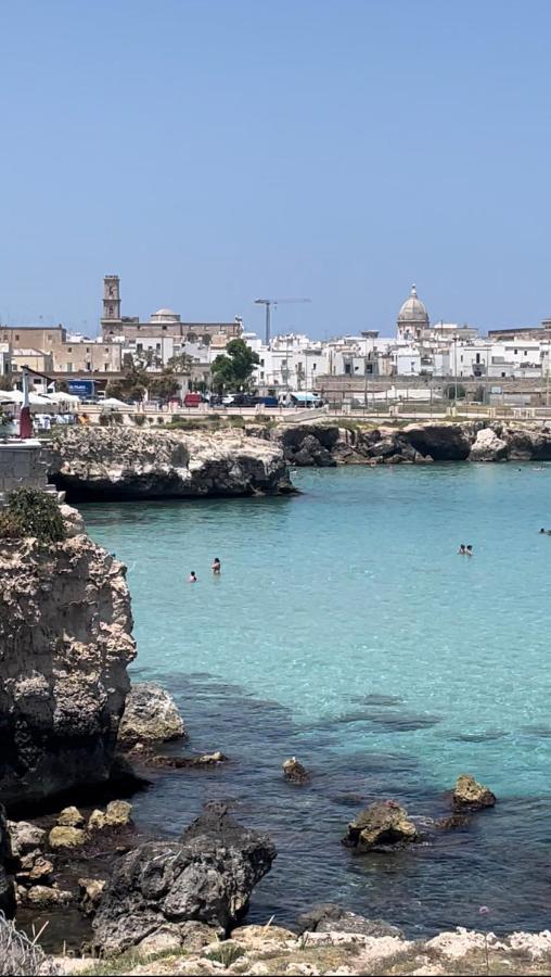 Casa Oberdan - Private Parking Apartment Monopoli Luaran gambar