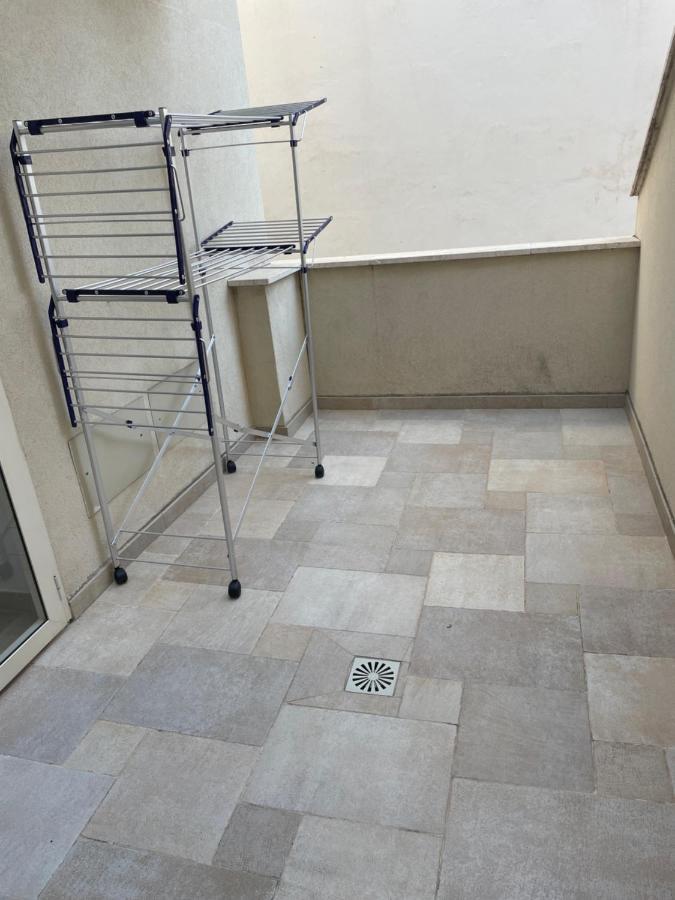Casa Oberdan - Private Parking Apartment Monopoli Luaran gambar